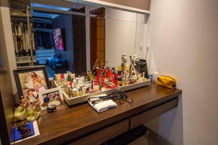 3_photo/94ce030063.3f321a7be525537e-ATLAS-0e00914f-8c9b-445a-9b71-ca95feeadde2.jpg de apartamento à venda com 5 quartos, 463m² em Boqueirão, Santos