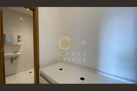 34_photo/94ce0300a7.aa8dc1a3350f8208-ATLAS-fcd4989d-8c39-4d30-8a3f-9d1d042cde02.jpg de apartamento à venda com 4 quartos, 274m² em Boqueirão, Santos