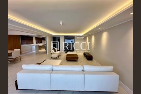 4_photo/94ce030119.bbf55fded6bb94e4-ATLAS-d0aa6cec-0d62-49be-a75e-a704267344aa.jpg de apartamento à venda com 3 quartos, 270m² em Boqueirão, Santos