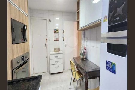 8_photo/94ce0303f5.f861ecc718bdcbd7-ATLAS-5e2bbfc2-b057-4438-88fe-e43c47725b2e.jpg de apartamento à venda com 3 quartos, 240m² em Gonzaga, Santos