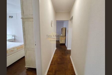 2_photo/94ce0304e3.cc80a849dbb3670d-ATLAS-5ba628e9-7287-4c59-8621-d89545ef6a2d.jpg de apartamento à venda com 1 quarto, 50m² em Gonzaga, Santos