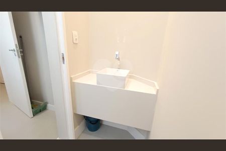 14_photo/94ce0304fd.0f81dd1a9a4f6ffb-ATLAS-28975f24-a9b1-4e8a-b797-5bba45583fa4.jpg de apartamento à venda com 2 quartos, 76m² em Gonzaga, Santos