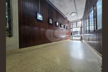 17_photo/94ce03051d.6721d330cc8d7611-ATLAS-3ebc06ff-14ee-484d-933f-e9f159f3db3d.jpg de apartamento à venda com 1 quarto, 69m² em Gonzaga, Santos