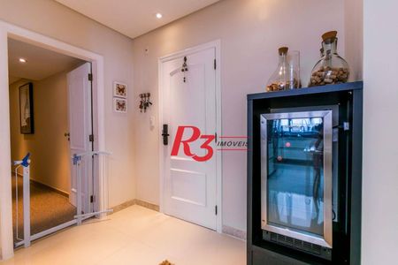 5_photo/94ce0305b7.bf44eee6934c5afd-ATLAS-0be330ae-46e7-4920-8c5d-d0be5f7f2ac6.jpg de apartamento para alugar com 4 quartos, 204m² em Gonzaga, Santos