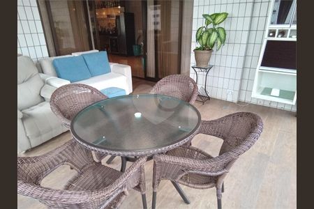 8_photo/94ce0305d9.ef9097c2fd5b064b-ATLAS-d06f7f1e-59e9-462e-9d0e-2a1d31b25e62.jpg de apartamento à venda com 4 quartos, 400m² em Gonzaga, Santos