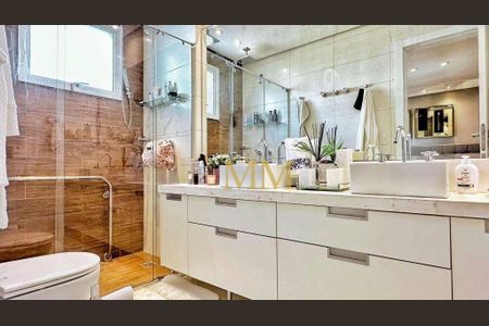 4_photo/94ce0305fb.c00da4c5a94a13e4-ATLAS-06446d5a-6cc5-434c-9e0d-0edfb3a3c7dd.jpg de apartamento à venda com 3 quartos, 221m² em Gonzaga, Santos