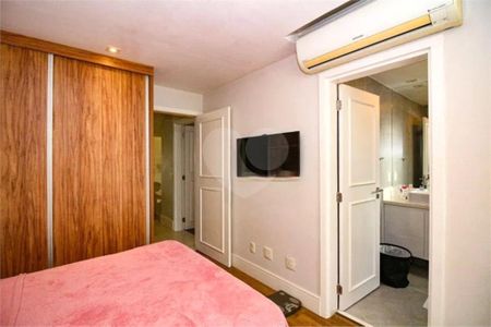 8_photo/94ce0305fb.db829c6054abc860-ATLAS-2a147380-3d70-4ee0-a7d7-2bacf4b6b53b.jpg de apartamento à venda com 4 quartos, 228m² em Gonzaga, Santos