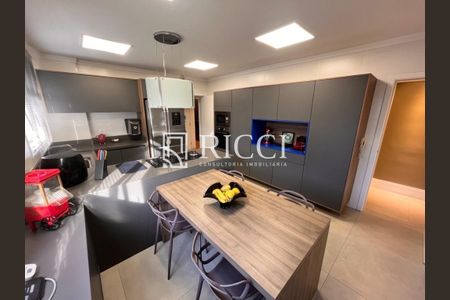 10_photo/94ce03063f.33b42bc0f01d3bd0-ATLAS-3e4ca128-d84f-4cc3-9ce5-1c11776fa3d7.jpg de apartamento à venda com 4 quartos, 235m² em Boqueirão, Santos