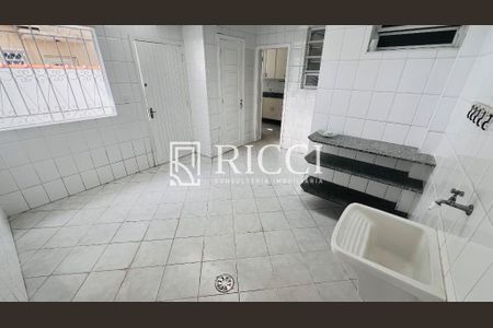 33_photo/94ce03063f.a095ebe9a9b9d05b-ATLAS-9adc60e8-dade-49fa-82a0-5c9e9b9f48c4.jpg de casa à venda com 3 quartos, 150m² em Boqueirão, Santos