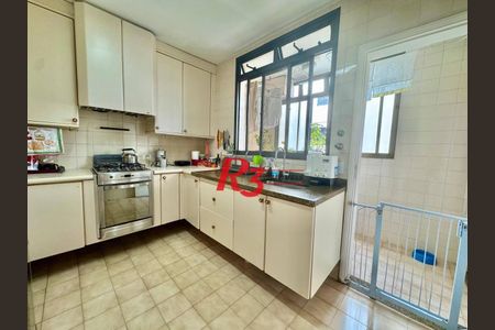 33_photo/94ce03066b.a2f77e04cb901a8e-ATLAS-583bd53c-73a5-4b03-806e-013bffe79112.jpg de apartamento à venda com 3 quartos, 180m² em Boqueirão, Santos