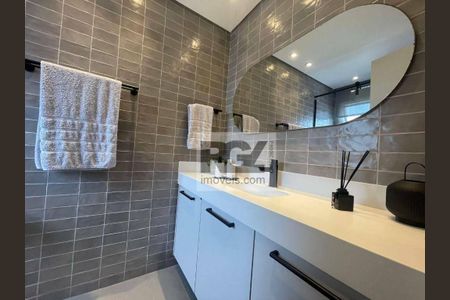 39_photo/94ce03068d.f6d6bec6a402a5cf-ATLAS-b3f96c55-cbf0-4b40-b0fb-850a9d1e0f7d.jpg de apartamento à venda com 3 quartos, 184m² em Boqueirão, Santos