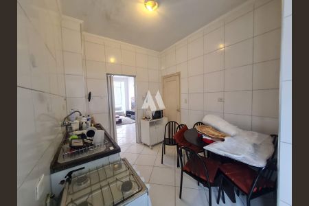 4_photo/94ce0306b3.b7a28b76476596d7-ATLAS-b4d59c09-3b11-42f4-b2f3-84f977d9f8aa.jpg de apartamento à venda com 2 quartos, 80m² em Gonzaga, Santos