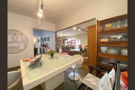 14_photo/94ce0306f1.9fbcde7a32257148-ATLAS-d0c107c9-bc18-42e5-9dc9-509de37e27f8.jpg de apartamento à venda com 4 quartos, 252m² em Boqueirão, Santos