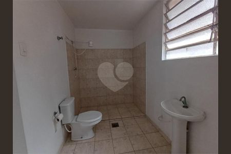 8_photo/94ce0306f5.f279df7ab7105e24-ATLAS-2b29996c-e5bc-4170-af77-eb62ab3d144a.jpg de casa para alugar com 10 quartos, 305m² em Boqueirão, Santos