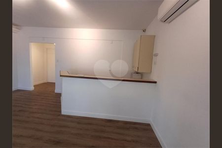 10_photo/94ce0306f5.f279df7ab7105e24-ATLAS-a43deb3f-6c69-4c42-9d37-c4e4d06fde72.jpg de casa para alugar com 10 quartos, 305m² em Boqueirão, Santos