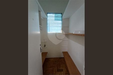 41_photo/94ce0306f5.f279df7ab7105e24-ATLAS-aa550028-6584-45fb-84c5-e4258205b32c.jpg de casa para alugar com 10 quartos, 305m² em Boqueirão, Santos