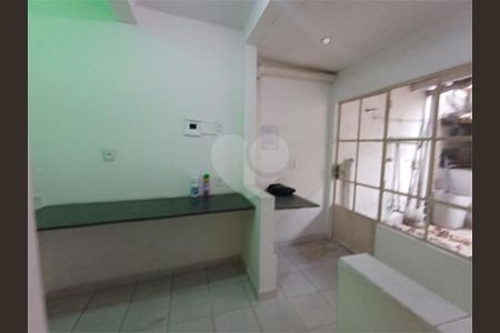 29_photo/94ce0306f5.f279df7ab7105e24-ATLAS-b2fd19c4-c6b6-4389-b1be-524c4c93e249.jpg de casa para alugar com 10 quartos, 305m² em Boqueirão, Santos