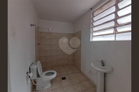 50_photo/94ce0306f5.f279df7ab7105e24-ATLAS-bee565c3-77d8-430e-8bc5-31cc04d3cbf3.jpg de casa para alugar com 10 quartos, 305m² em Boqueirão, Santos