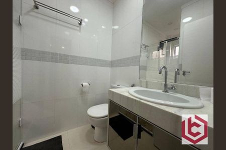 5_photo/94ce030707.e359ac866acf85ca-ATLAS-7baec1ba-d7da-4bbb-9129-67c1b853bb45.jpg de casa à venda com 3 quartos, 230m² em Boqueirão, Santos