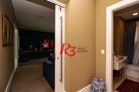 17_photo/94ce030749.5112fbb37d8fe5cf-ATLAS-ebca395f-5b07-46e2-a647-2c2f0302d436.jpg de apartamento à venda com 4 quartos, 430m² em Boqueirão, Santos