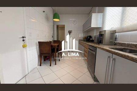 1_photo/94ce0307c9.7980aed8fa71c73b-ATLAS-ec9c8f17-60f6-4e77-b8b2-7d7355cdd3e2.jpg de apartamento à venda com 3 quartos, 190m² em Boqueirão, Santos