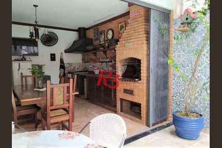 9_photo/94ce030817.6ba4ef9df26df2e3-ATLAS-32ba55ef-70d2-431d-8e66-d3edaf44241e.jpg de casa para alugar com 5 quartos, 314m² em Boqueirão, Santos