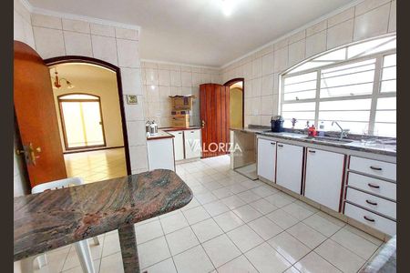 8_photo/94ce030833.62e8321271ffcb76-ATLAS-eab8fee9-8d42-44a9-80bb-e12d2d659f4d.jpg de casa à venda com 3 quartos, 310m² em Boqueirão, Santos