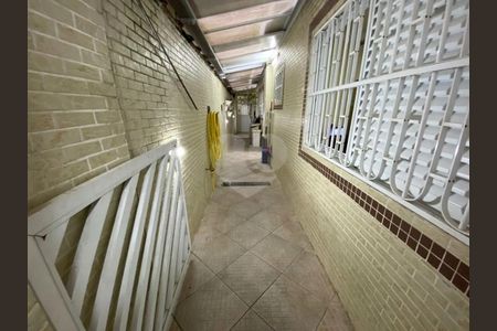 23_photo/94ce030843.4cea1a0b3f6bbd2f-ATLAS-b4fd2a82-41d0-4114-a9bd-b0b5be64cf02.jpg de casa à venda com 3 quartos, 134m² em Boqueirão, Santos