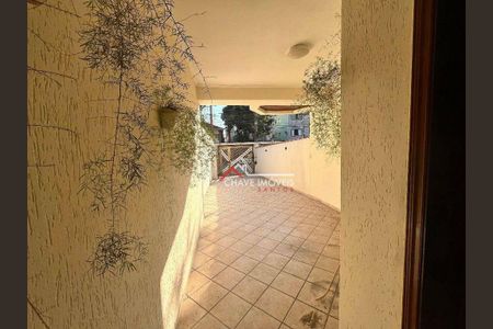 4_photo/94ce03085b.bdf1def5ceb5107f-ATLAS-7b1534c3-34f7-4085-8a63-bfecf5bdd5e7.jpg de casa à venda com 3 quartos, 150m² em Boqueirão, Santos