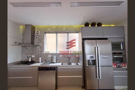 23_photo/94ce0308cd.56e1de8bef7efb57-ATLAS-3bd45df2-a719-43ad-9de7-0a5f10cb393a.jpg de apartamento à venda com 3 quartos, 152m² em Vila Matias, Santos