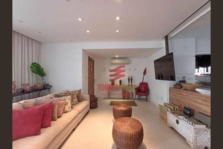 5_photo/94ce0308cd.56e1de8bef7efb57-ATLAS-d42cf9c2-a3e2-4105-8a2d-065c6d71db2b.jpg de apartamento à venda com 3 quartos, 152m² em Vila Matias, Santos