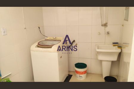 4_photo/94ce0308f5.99fa673d506c3847-ATLAS-1e8ac139-4cb3-4e3b-bcbf-88108cd5bbf0.jpg de casa à venda com 3 quartos, 200m² em Boqueirão, Santos