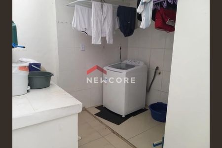 12_photo/94ce0308f5.99fa673d506c3847-ATLAS-64f2b721-3a1e-487e-b205-e8b4596465e7.jpg de casa à venda com 3 quartos, 161m² em Boqueirão, Santos