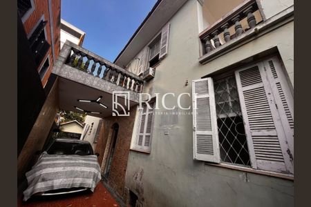 2_photo/94ce030901.598c66e7e5047e83-ATLAS-00ae2b0c-2f08-49f4-9156-97771fe2d40c.jpg de casa à venda com 3 quartos, 192m² em Gonzaga, Santos