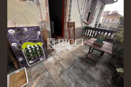 10_photo/94ce030901.598c66e7e5047e83-ATLAS-6f9c5f2d-b3b9-4f92-b1dd-a12f7f8f3c9a.jpg de casa à venda com 3 quartos, 192m² em Gonzaga, Santos