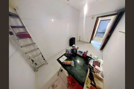 5_photo/94ce03091b.07f29284d16cc936-ATLAS-0ea5eaa2-29b3-444f-b2e2-2c96c7a00703.jpg de casa à venda com 7 quartos, 248m² em Gonzaga, Santos