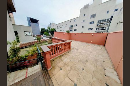 11_photo/94ce03091b.07f29284d16cc936-ATLAS-0ef2fd77-80ef-42ca-bb0b-213932b10fe5.jpg de casa à venda com 7 quartos, 248m² em Gonzaga, Santos