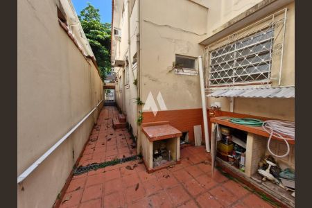 6_photo/94ce03099f.59b9fa3339c8dcb8-ATLAS-1f04f5ab-7dbb-4a63-ac98-76e4c17d6ef1.jpg de casa à venda com 4 quartos, 246m² em Boqueirão, Santos