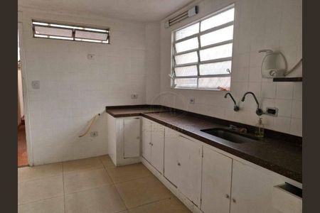 8_photo/94ce03099f.59b9fa3339c8dcb8-ATLAS-390c16af-d15f-4d94-8acc-ff36e9efae22.jpg de casa à venda com 6 quartos, 190m² em Boqueirão, Santos