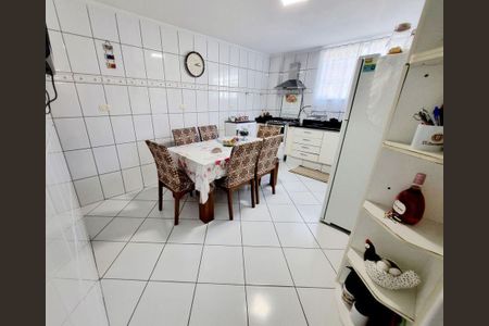 3_photo/94ce0309c5.aef4de6394ba8e6d-ATLAS-8b85b559-d57f-4077-b9fb-70ca04b8d02e.jpg de casa à venda com 2 quartos, 105m² em Boqueirão, Santos