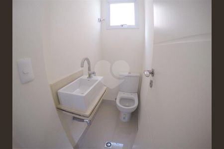 18_photo/94ce0309c5.f279df7ab7105e24-ATLAS-d8a7b9ff-9faa-438e-826f-5e668f2f36b8.jpg de casa à venda com 3 quartos, 150m² em Boqueirão, Santos