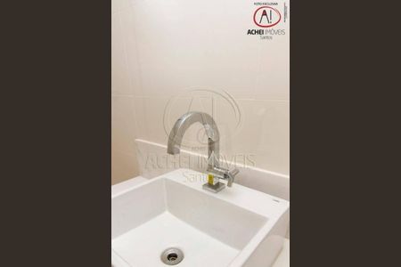 8_photo/94ce0309d1.4909862b8c1c38b1-ATLAS-1d07fbfd-b910-48fe-b5be-20d6bb1d743d.jpg de casa à venda com 3 quartos, 150m² em Boqueirão, Santos