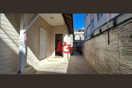 6_photo/94ce0309d5.cc80a849dbb3670d-ATLAS-0d62d2ba-9d0d-4b63-be27-85fb0d514c18.jpg de casa à venda com 2 quartos, 80m² em Boqueirão, Santos