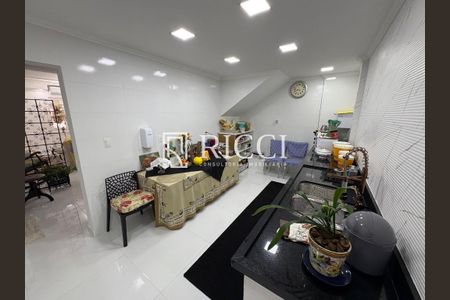 4_photo/94ce030b77.1ec89c7cbdfc8b9a-ATLAS-1d95bf1c-02d4-423a-a2ca-a7c6645311b3.jpg de casa à venda com 4 quartos, 214m² em Encruzilhada, Santos