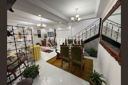 13_photo/94ce030b77.1ec89c7cbdfc8b9a-ATLAS-c2eb3beb-2371-4d1c-a8e1-a380b175bb75.jpg de casa à venda com 4 quartos, 214m² em Encruzilhada, Santos