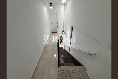 38_photo/94ce030b77.1ec89c7cbdfc8b9a-ATLAS-ca1303fa-d884-4877-8a7a-e9620edbcf05.jpg de casa à venda com 4 quartos, 214m² em Encruzilhada, Santos