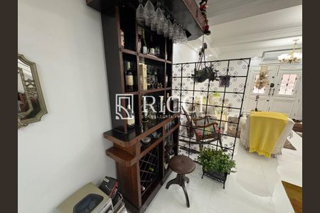 12_photo/94ce030b77.1ec89c7cbdfc8b9a-ATLAS-f3b60ed3-9bcb-49a7-8884-cdcfa5baa937.jpg de casa à venda com 4 quartos, 214m² em Encruzilhada, Santos