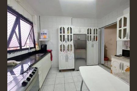 7_photo/94ce030b79.7a34b4e3047d99b1-ATLAS-61f621b1-c732-4d62-aebd-3addf29bcd48.jpg de apartamento à venda com 2 quartos, 76m² em Encruzilhada, Santos