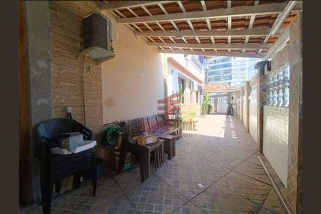 4_photo/94ce030b81.c004be0b05d3a304-ATLAS-54578d3a-7da8-47da-a545-6f1af137ea43.jpg de casa à venda com 3 quartos, 114m² em Encruzilhada, Santos