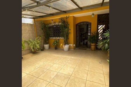 27_photo/94ce030bd5.c6267d18045375b9-ATLAS-e035f283-cb30-4fa3-84c0-cdababf58149.jpg de casa à venda com 3 quartos, 205m² em Boqueirão, Santos